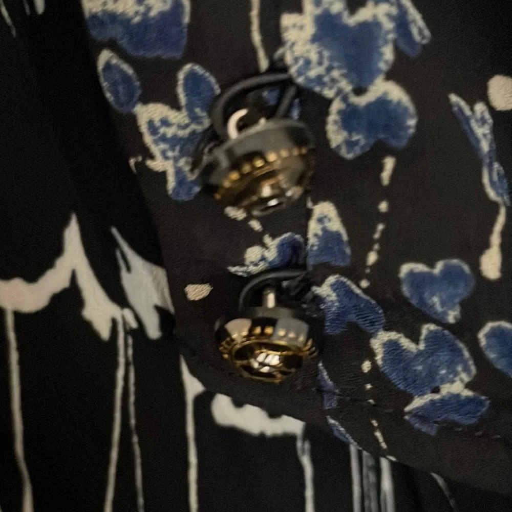 Zara A/W 2021 collection limited edition black floral print wrap style d…